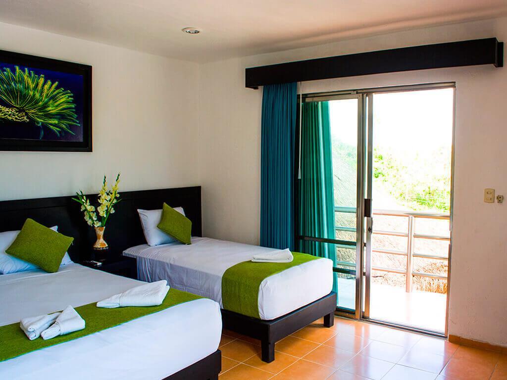 Hotel Arrecifes Costamaya มาอาอวล ภายนอก รูปภาพ