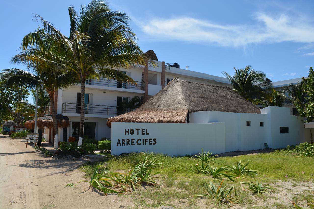 Hotel Arrecifes Costamaya มาอาอวล ภายนอก รูปภาพ